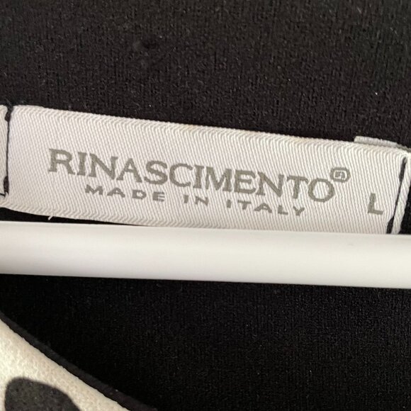 Sleeveless black & white dress (below the knee) - Picture 3 of 11